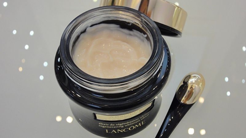 Kem dưỡng mắt Lancome Absolue L’Extrait tái tạo làn da