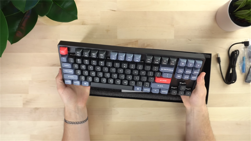 Trên tay bàn phím Keychron K8 Pro Trên tay bàn phím Keychron K8 Pro