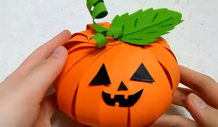 3 Cách Làm Quả Bí Ngô Bằng Giấy Trang Trí Halloween Đơn Giản