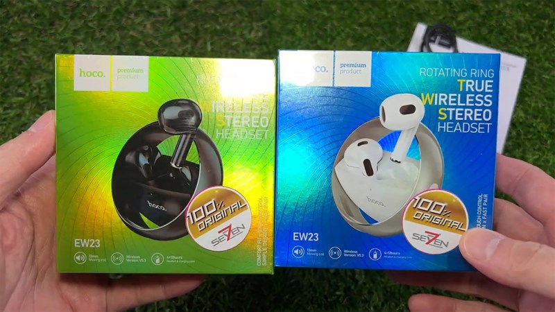 Hoco EW23 có hai phiên bản màu hộp đựng tương ứng với hai màu sản phẩm