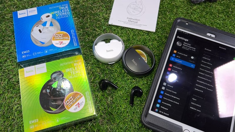 HOCO EW23 rất đơn giản để kết nối với điện thoại, máy tính bảng