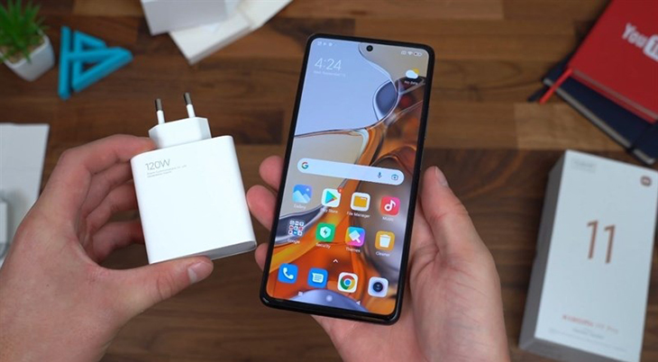 Hỗ trợ sạc nhanh lên tới 120W
