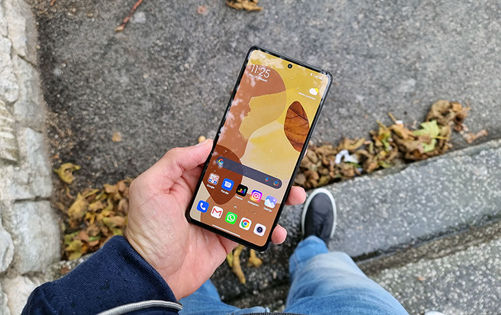 Xiaomi 11T Pro 5G thiết kế cao cấp, sang trọng, màn hình 120Hz mượt mà