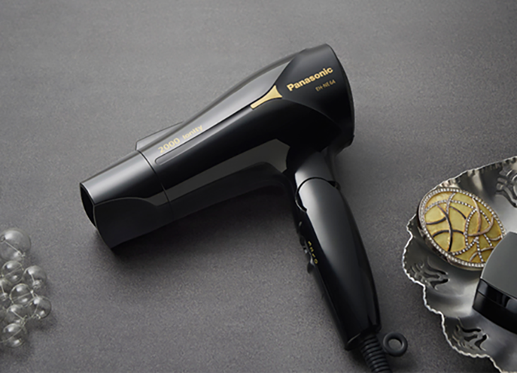 What is a cold hair dryer? Uses of a cold hair dryer