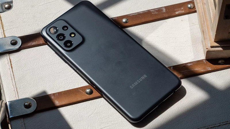 Galaxy A23 5G là chiếc điện thoại được đánh giá cao về cả hiệu năng và tính năng. Nếu bạn đang muốn tìm kiếm một thiết bị di động đáng mua với mức giá hợp lý, thì đừng bỏ qua Galaxy A23 5G. Hãy cùng xem ngay hình ảnh liên quan để biết thêm chi tiết về chiếc điện thoại tuyệt vời này nhé!