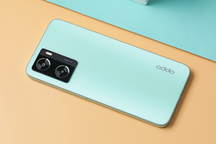 Điện thoại OPPO có thiết kế thời thượng 