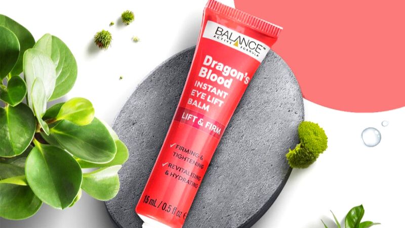 Thành phần đặc biệt của kem trị thâm mắt Balance Active Formula Dragons Blood Eye Lift Balm