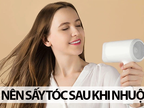 Sấy tóc: Sấy tóc là công đoạn không thể thiếu trong việc gội đầu. Tuy nhiên, nếu không thực hiện đúng cách, sấy tóc có thể gây hư tổn và gãy rụng tóc. Hãy xem ngay hình ảnh của sấy tóc để biết những nguyên tắc cơ bản và mẹo nhỏ để sấy tóc an toàn và hiệu quả nhé!