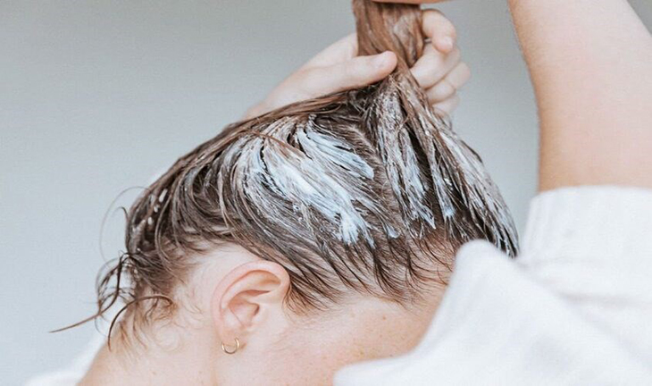 Tẩy tóc xong có nên nhuộm luôn không Cách chăm sóc tóc sau khi nhuộm