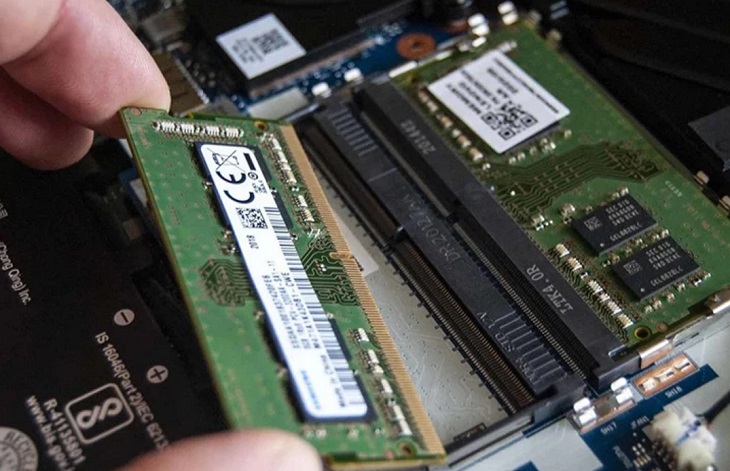 RAM laptop và RAM desktop đều có chức năng hoạt động giống nhau, dung lượng càng cao thì khối lượng thông tin lưu trữ càng nhiều