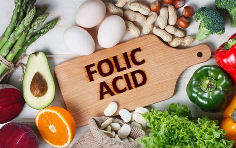 Bổ sung acid folic và chú ý vitamin A