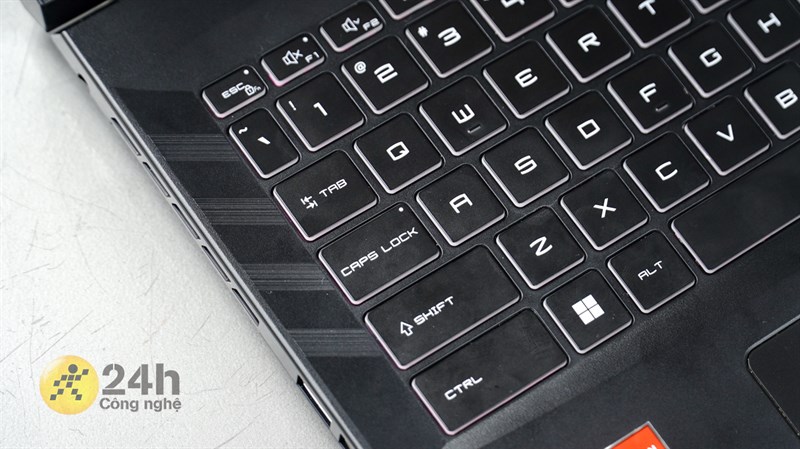 Hành trình phím của MSI Gaming Alpha 15 B5EEK tương đối sâu, độ nảy phím vừa phải. Hành trình phím của MSI Gaming Alpha 15 B5EEK tương đối sâu, độ nảy phím vừa phải.