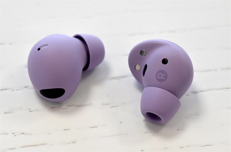 Cận cảnh Galaxy Buds 2 Pro