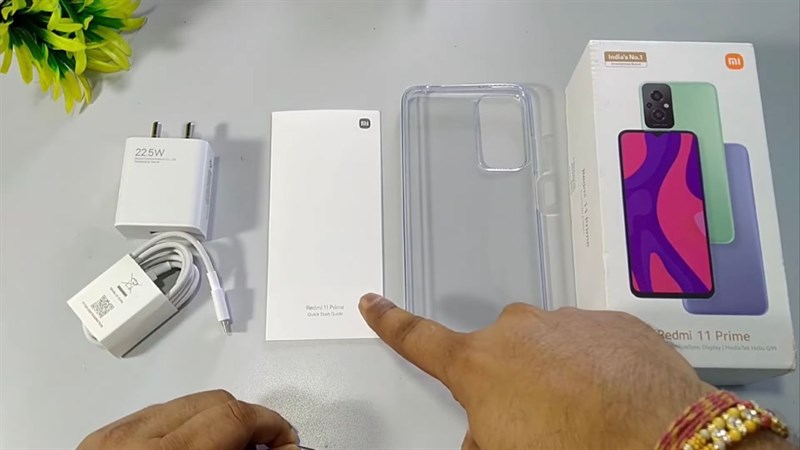 Các phụ kiện đi kèm Redmi 11 Prime 4G.