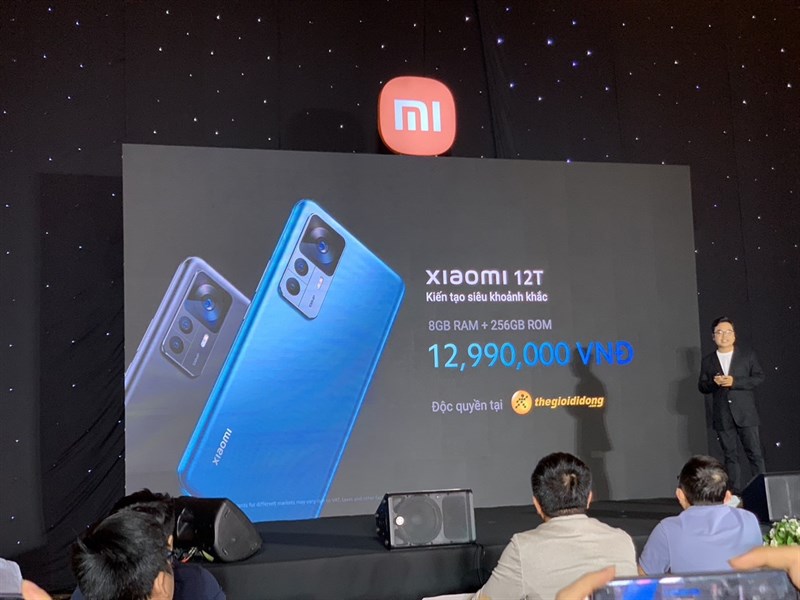 Độc quyền tại Thế Giới Di Động Độc quyền tại Thế Giới Di Động