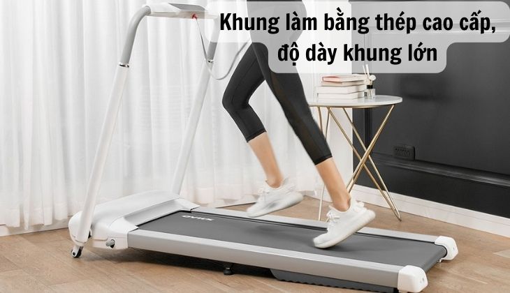 Kết cấu khung máy chạy bộ gấp gọn chắc chắn là điều kiện đầu tiên người mua nên chú ý đến