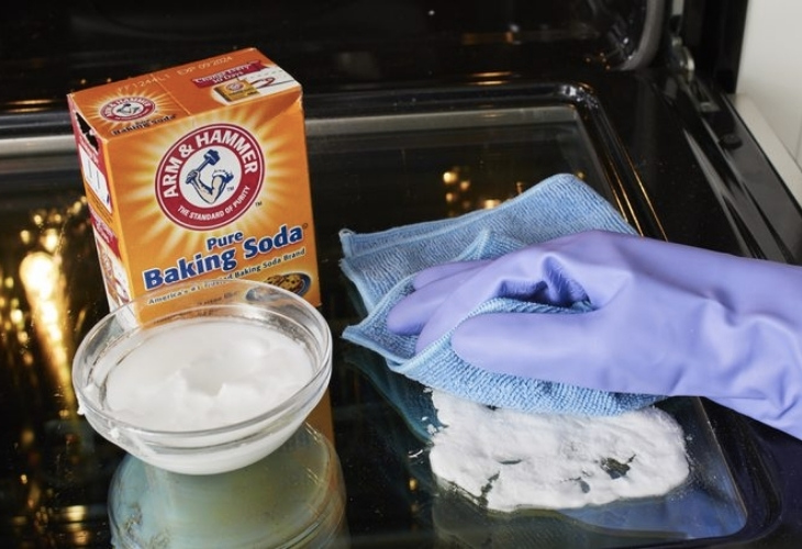 Use Baking soda to clean the oven