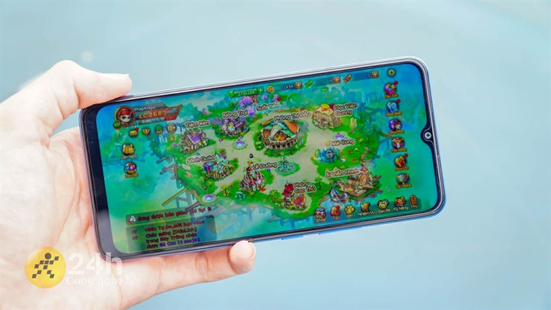 Kích thước mà 6.51 inch hiển thị nội dung vô cùng rõ ràng.