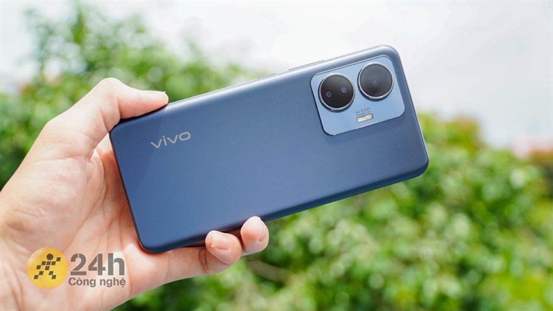 Vivo Y55 sở hữu một ngoại hình vô cùng sang trọng.