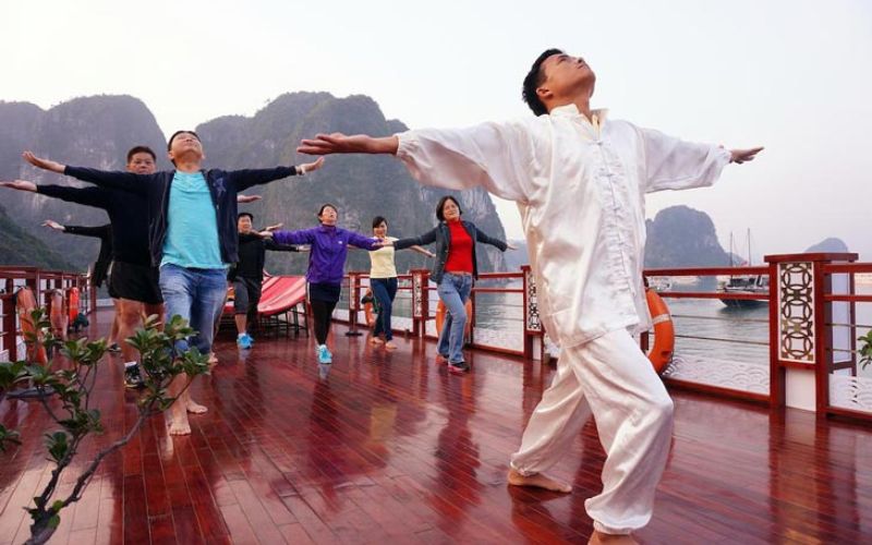 What is Tai Chi? 11 health benefits of practicing tai chi