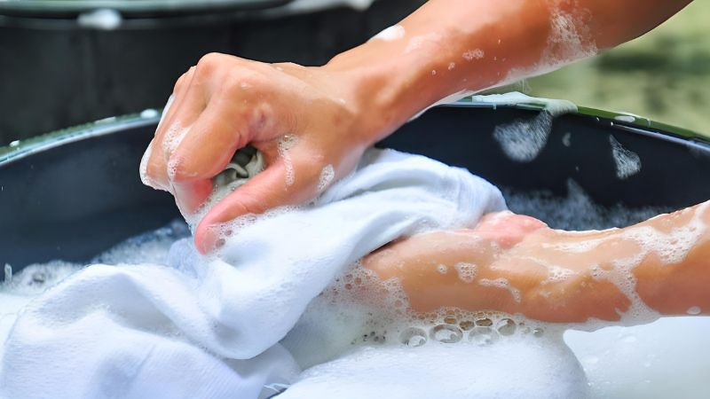 Cách bảo quản và lưu ý khi dùng nước giặt Lix