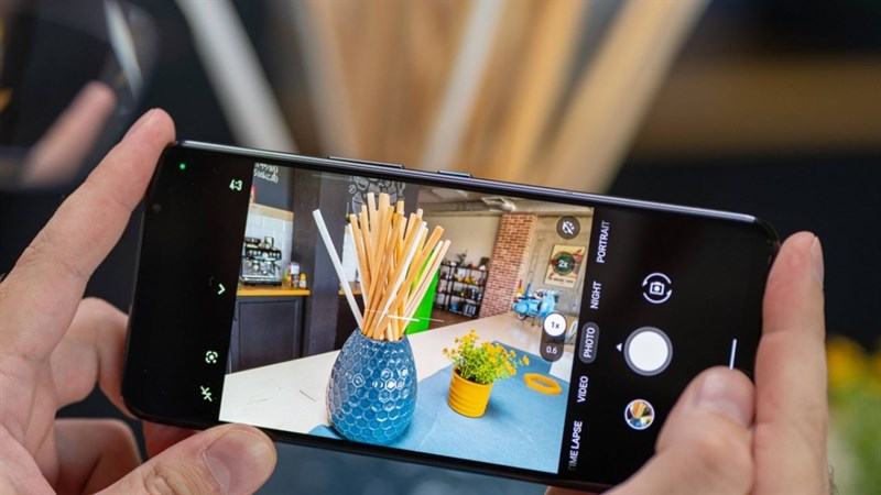 Giao diện chụp ảnh của ROG Phone 6D Ultimate.