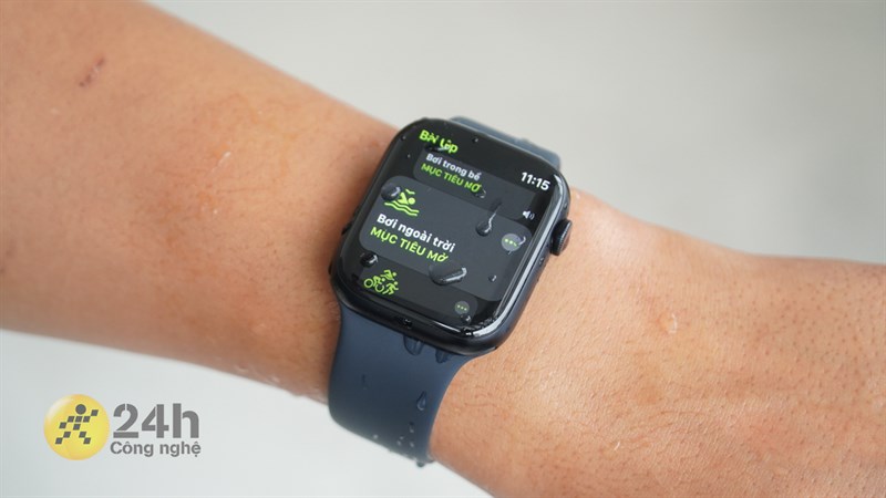 Apple Watch Series 8 cũng hỗ trợ nhiều chế độ luyện tập, bộ môn thể thao khác nhau.