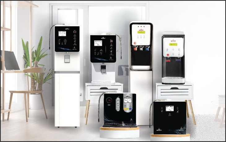 Máy lọc nước điện giải nóng nguội lạnh Robot IonQueen 912X có hình dáng khá độc đáo, nhỏ gọn