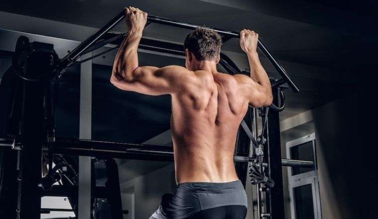 Bài tập đu xà có tác dụng gì? Những điều cần lưu ý để đu xà đúng cách