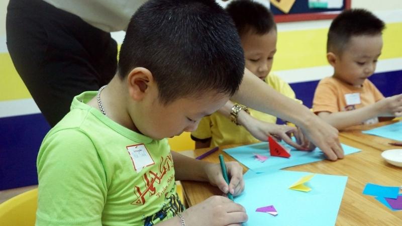 Rèn luyện sự tập trung cho trẻ ngay từ nhỏ Rèn luyện sự tập trung cho trẻ ngay từ nhỏ