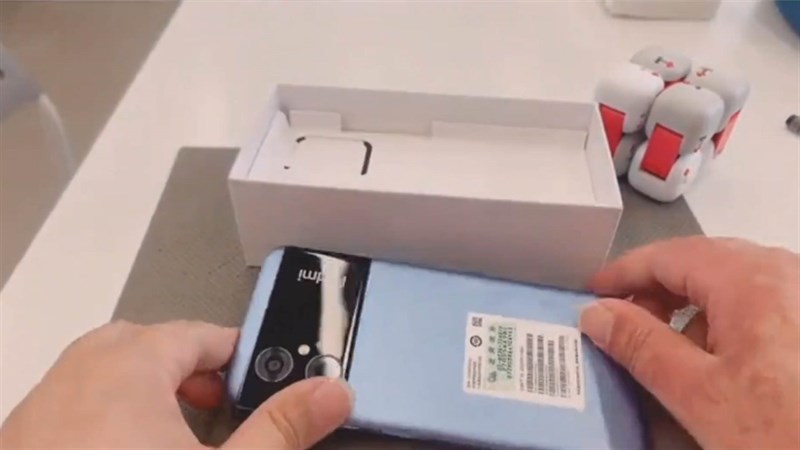 Trên tay Redmi Note 11R: Giá 3.7 triệu, cấu hình khá, thiết kế nổi bật