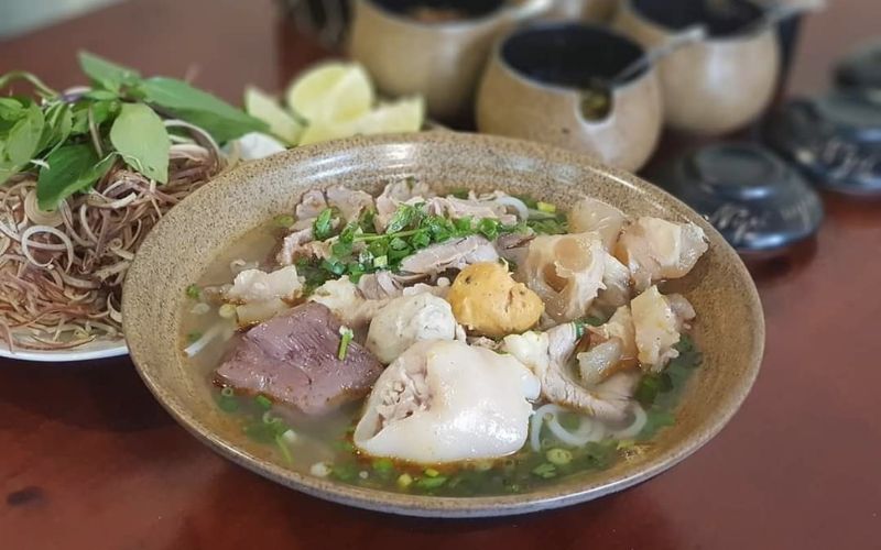 Khám phá 13 quán ăn vặt quận Hoàng Mai không nên bỏ lỡ