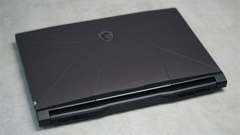 Cuối tuần săn laptop cực sốc, toàn sản phẩm 'chiến', sale sốc đến 6.92 triệu