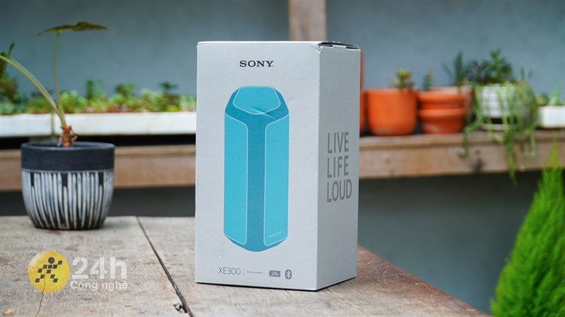 Trên tay loa Sony SRS-XE300: Thiết kế độc đáo, chất âm hay, pin lớn