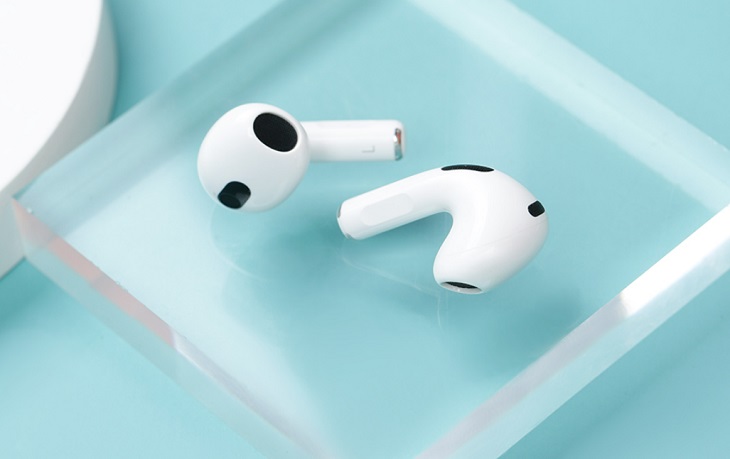 AirPods 3 và AirPods 2 đều sử dụng con chip Apple H1