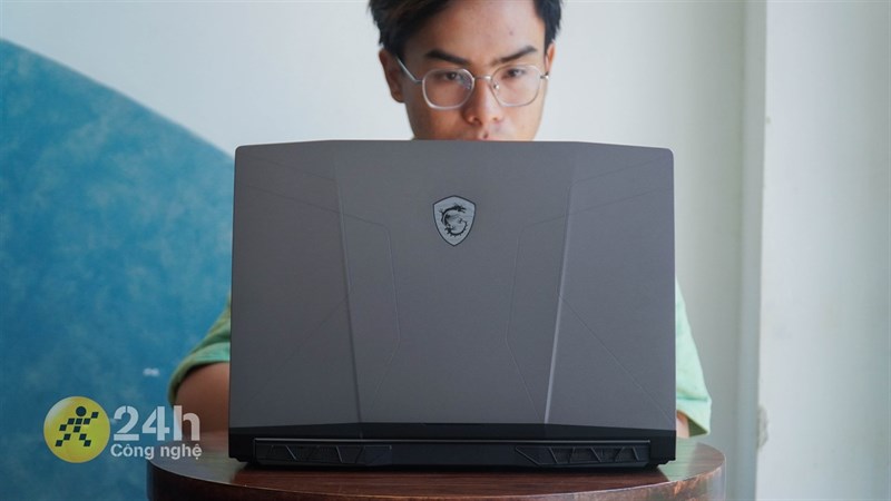 MSI Gaming Pulse GL66 11UDK đang được bán tại hệ thống Thế Giới Di Động với mức giá 33.99 triệu đồng. MSI Gaming Pulse GL66 11UDK đang được bán tại hệ thống Thế Giới Di Động với mức giá 33.99 triệu đồng.