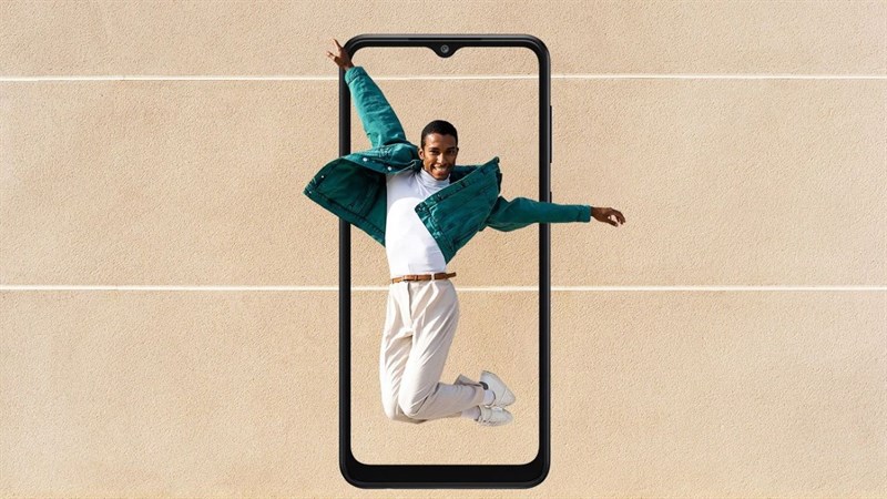 Galaxy A04 được trang bị màn hình rộng mở cho trải nghiệm như mơ
