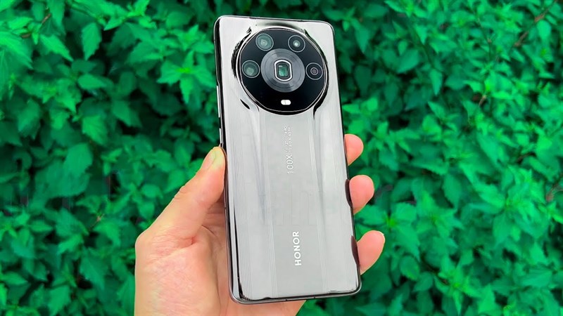 Honor Magic5 dự kiến sẽ là một trong những chiếc flagship Android mạnh mẽ nhất nửa cuối 2022 (Ảnh: Michael Elsegood)