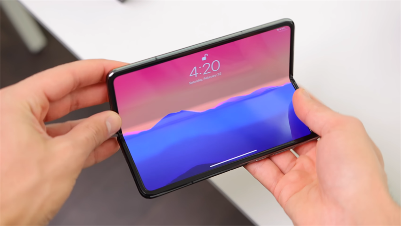 iPad gập liệu có trở thành xu hướng mới của hãng Apple