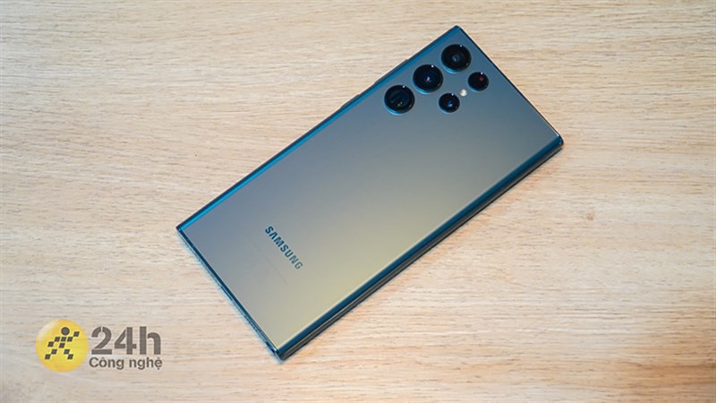 Nên mua điện thoại màn hình Full HD hay QHD sự lựa chọn đáng nan giải