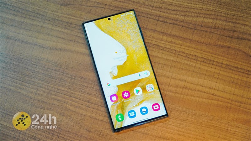 Nên mua điện thoại màn hình Full HD hay QHD sự lựa chọn đáng nan giải