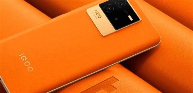 Vivo ra mắt iQOO Neo7: Màn hình 120Hz, cấu hình khủng với MediaTek Dimensity 9000+