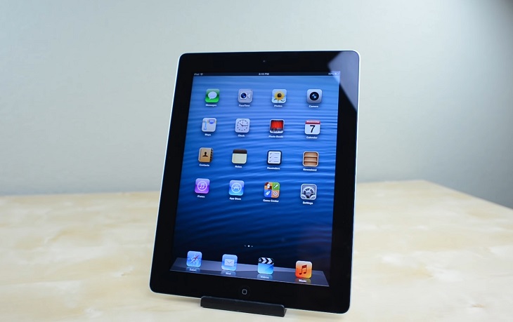 iPad 4 có kiểu thiết kế trông giống iPad 3 nhưng được nâng cấp nhiều về hiệu năng hoạt động