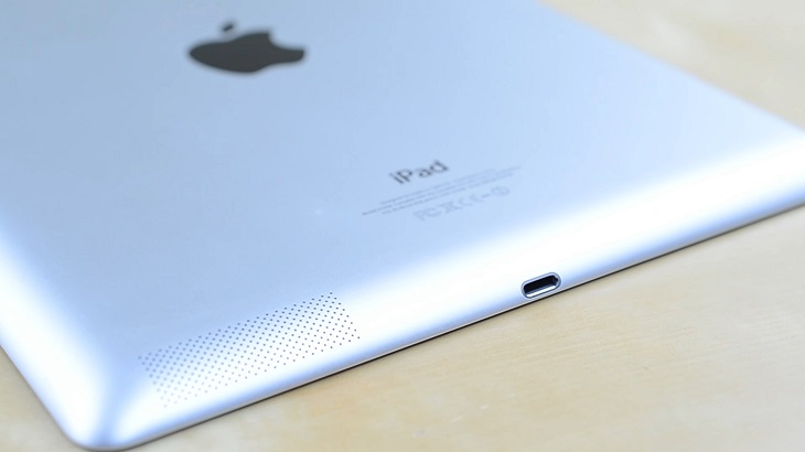 iPad 4 trang bị cổng sạc Lightning 8 chân nhỏ hơn so với 30 chân của iPad 3