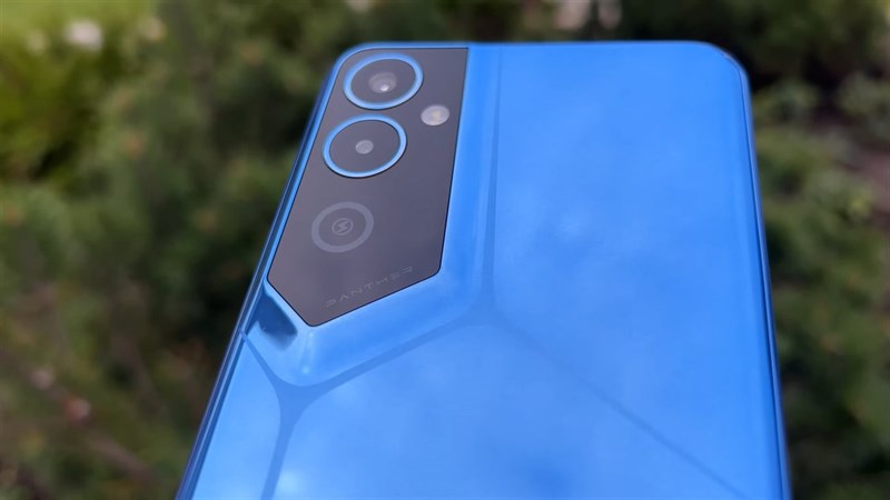 Trên tay Tecno POVA Neo 2 Trên tay Tecno POVA Neo 2