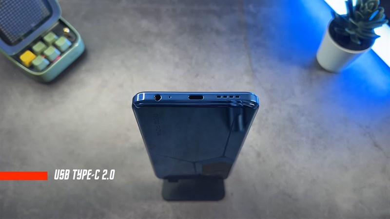 Trên tay Tecno POVA Neo 2 Trên tay Tecno POVA Neo 2