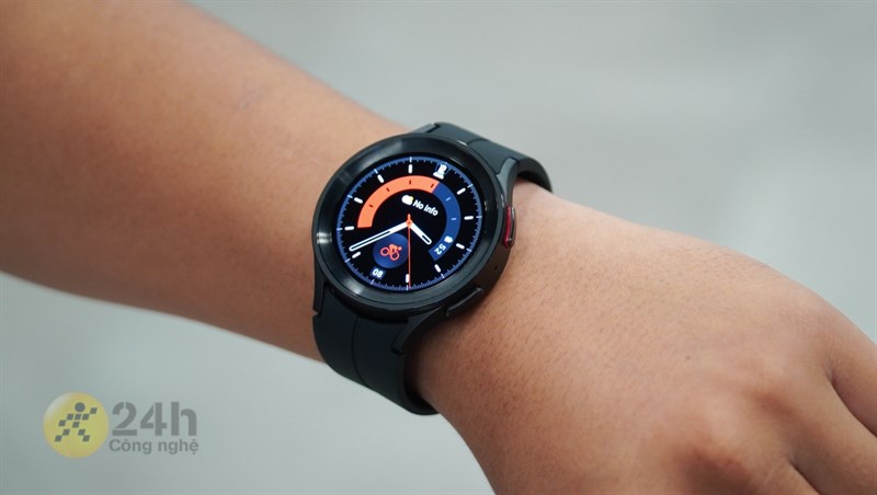 Tương lai chắc chắn chúng ta không cần tới đồng hồ dày cộp để đo sức khỏe nữa