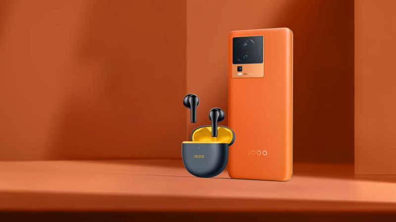 iQOO Neo7 được trang bị con chip Dimensity 9000+ cực mạnh kết hợp với chip hiển thị Pro+ (Ảnh: iQOO)