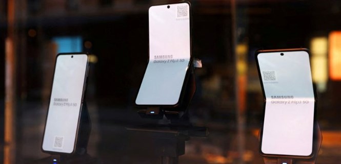 Sự kiện ra mắt Samsung W23 Series: Nâng cấp từ phiên bản trước, hiệu năng vượt trội