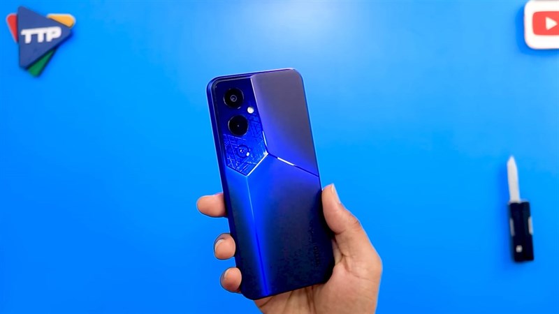 Trên tay Tecno POVA 4 Pro: Hiệu năng khá, pin khủng 6.000 mAh